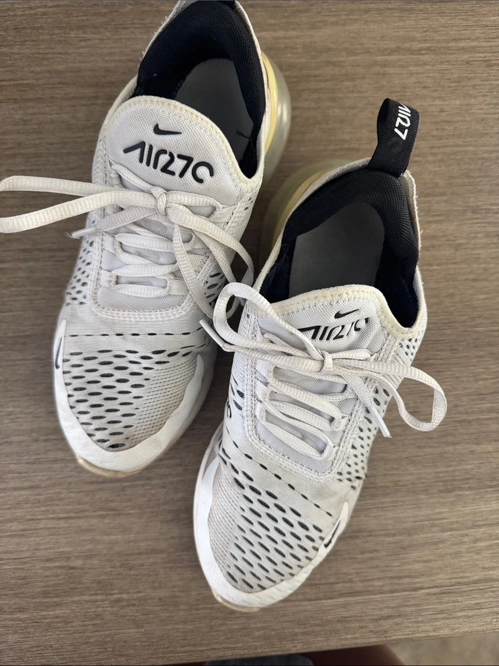 Nike White and Black Air Max 270-Style Mesh Sneakers